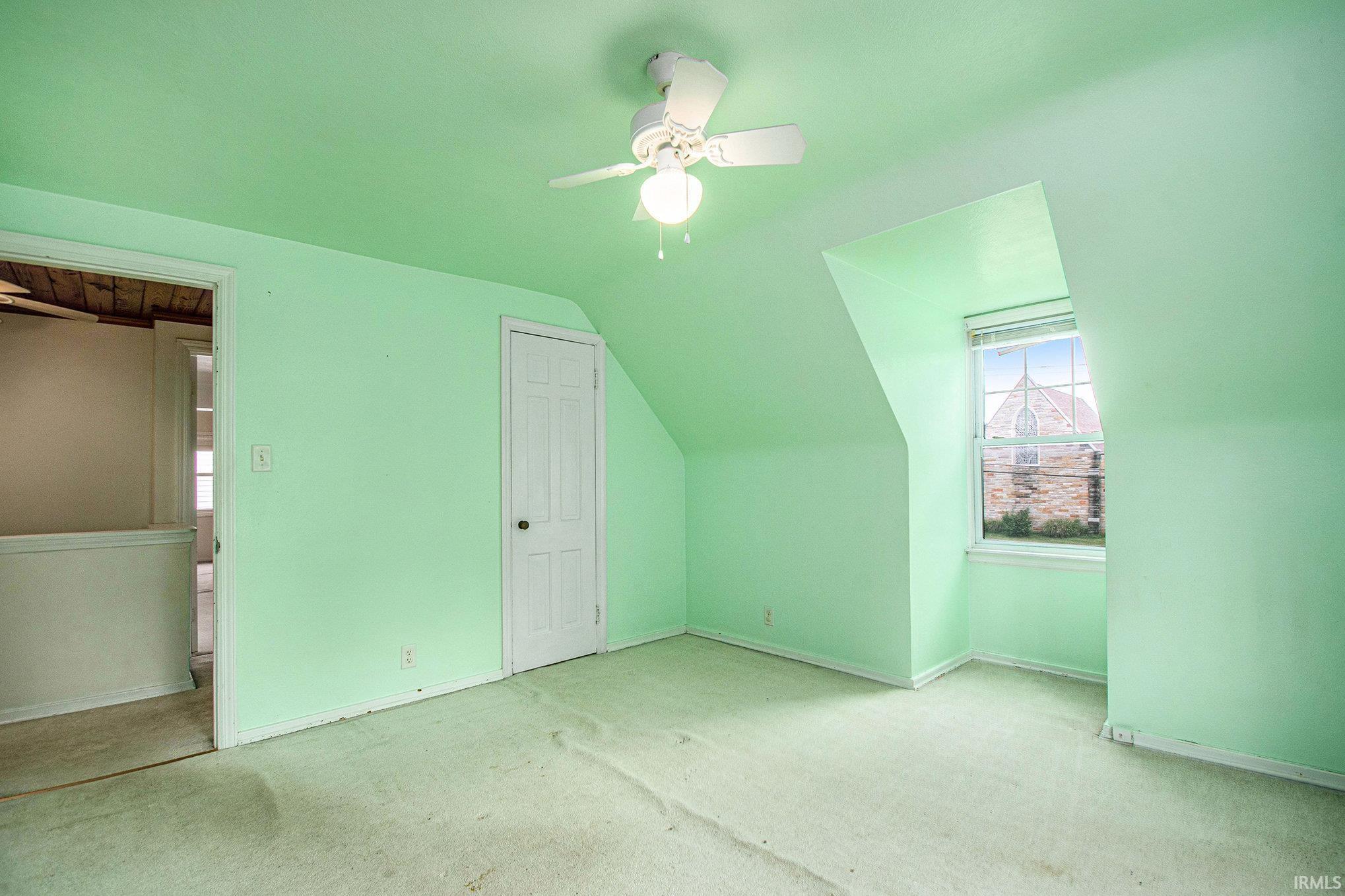 South Bend, Indiana 46615, United States, 3 Bedrooms Bedrooms, ,2 BathroomsBathrooms,Residential,Pending,195754