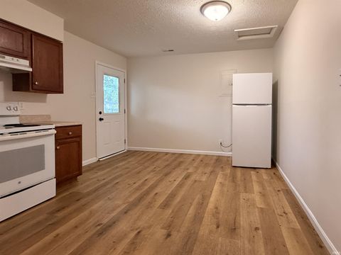 Tiny photo for 925 Danbury Drive, Kokomo, IN 46901 (MLS # 202630196)
