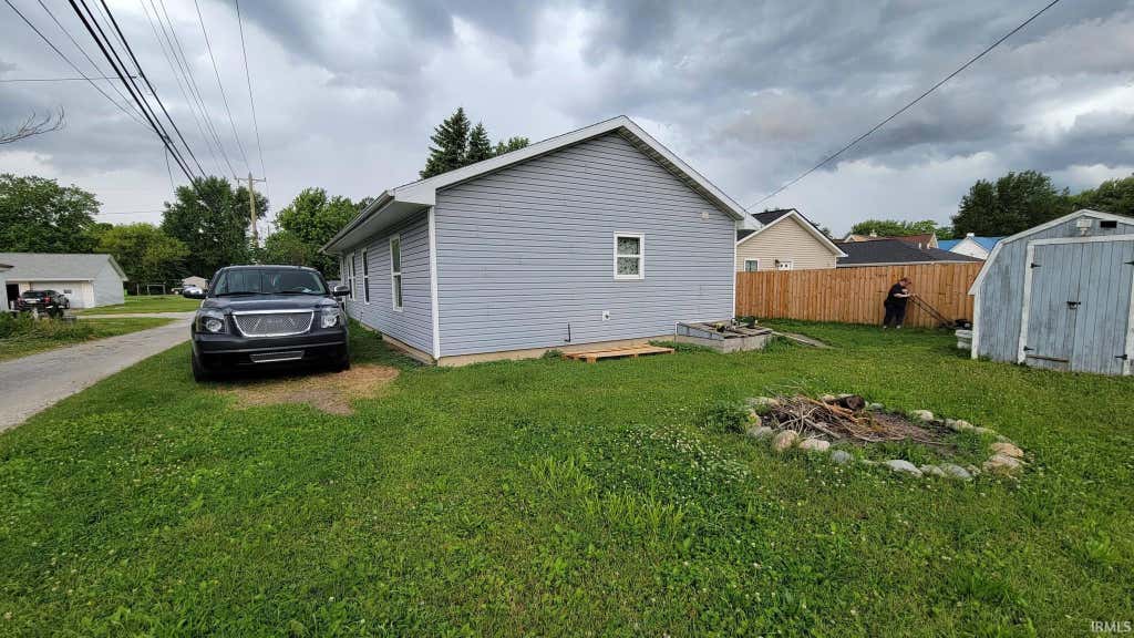 Photo of 931 Iowa Street, Huntington, IN 46750 (MLS # 202623689)