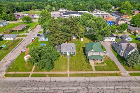 Tiny photo for 517 N Illinois Street, Monticello, IN 47960 (MLS # 202627771)