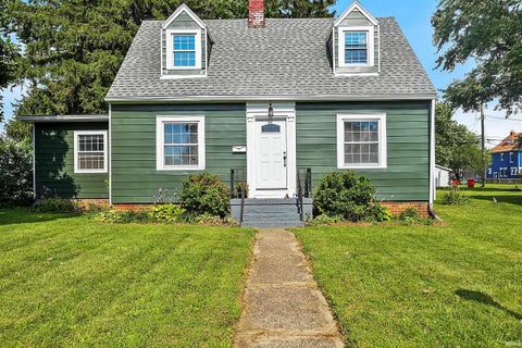 Photo of 517 N Illinois Street, Monticello, IN 47960 (MLS # 202627771)