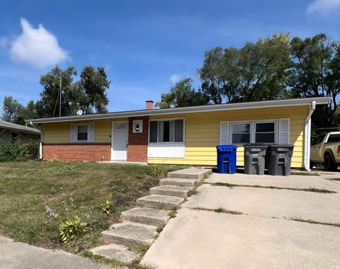 Tiny photo for 806 Maumee Drive, Kokomo, IN 46902 (MLS # 202538524)
