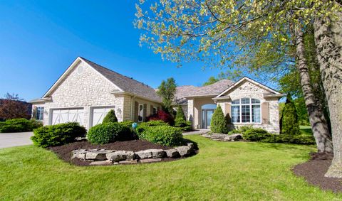 Photo of 909 Eagle Trace, Kendallville, IN 46755 (MLS # 202618750)