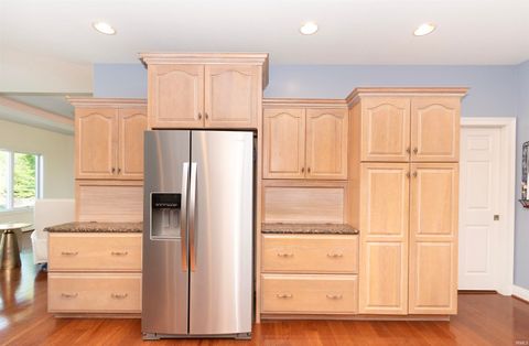 Tiny photo for 909 Eagle Trace, Kendallville, IN 46755 (MLS # 202618750)