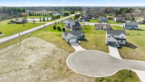 Tiny photo for 334 Cottonwood Court, Markle, IN 46770 (MLS # 202618441)