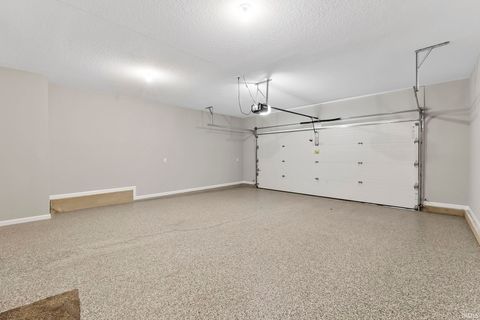 Tiny photo for 334 Cottonwood Court, Markle, IN 46770 (MLS # 202618441)