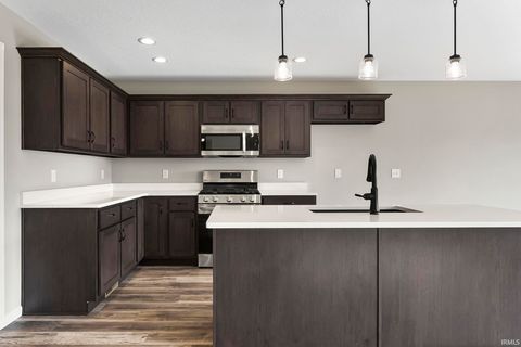 Tiny photo for 334 Cottonwood Court, Markle, IN 46770 (MLS # 202618441)