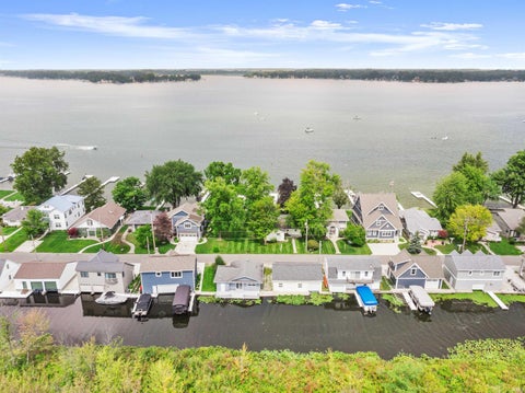 Photo for 8267 E Highland View Drive