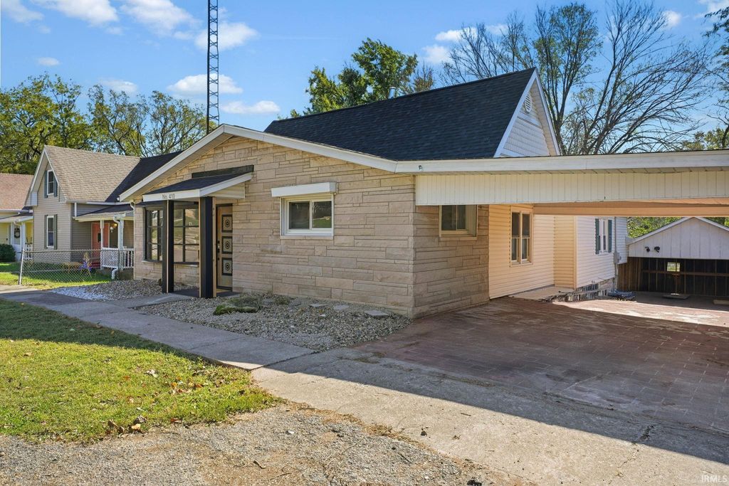 Photo of 410 18th Street, Bedford, IN 47421 (MLS # 202543263)