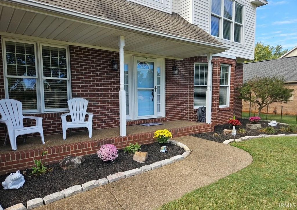 Photo of 5111 Tippecanoe Drive, Newburgh, IN 47630 (MLS # 202544456)