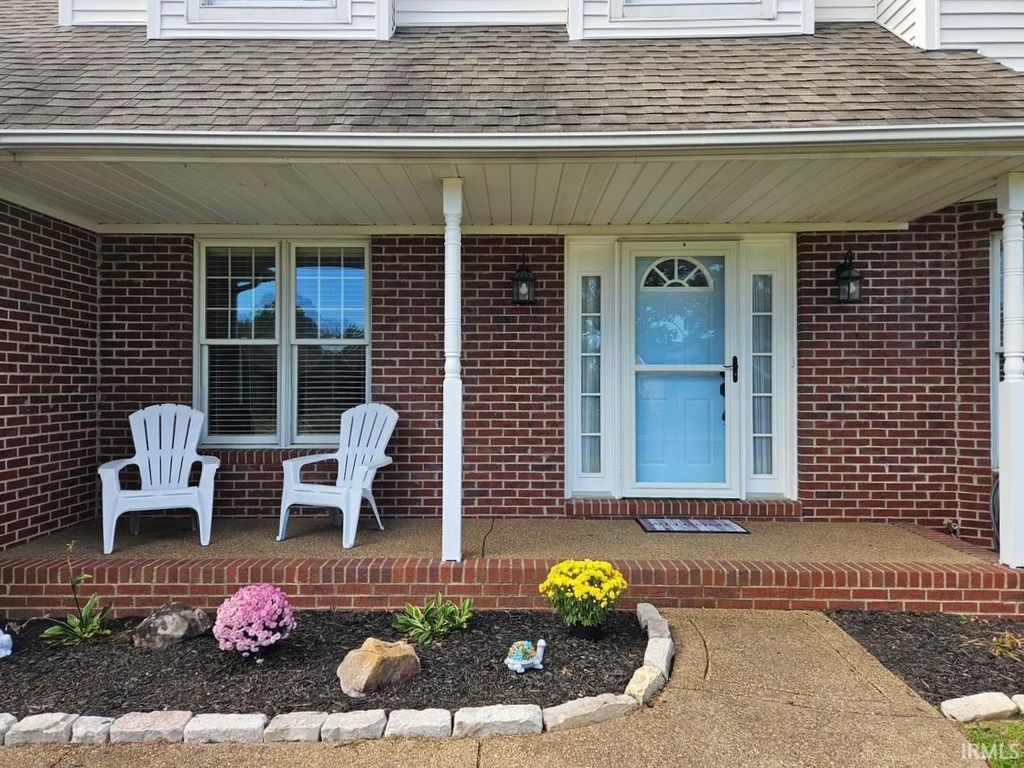 Photo of 5111 Tippecanoe Drive, Newburgh, IN 47630 (MLS # 202544456)