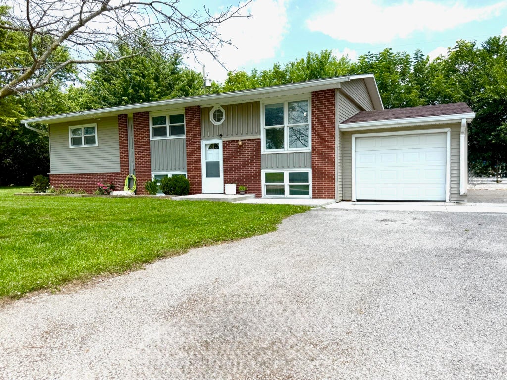 Photo of 200 W Middleton Drive, Orleans, IN 47452 (MLS # 202626567)