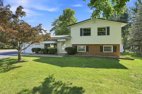270 N 175 E, WARSAW, IN 46582 - Image a15f2bedd13b42c4b2d3d6ae0fa37991/1465740661