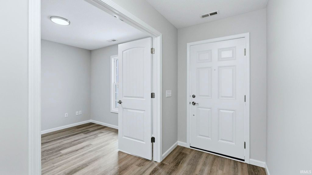 Photo of 12041 Swather Court, Fort Wayne, IN 46818 (MLS # 202603884)