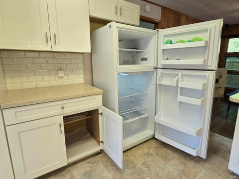 Tiny photo for 1350 E Rhorer Road, Bloomington, IN 47401 (MLS # 202636608)