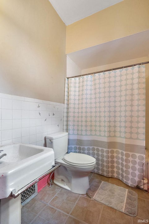 Tiny photo for 304 E Main Street, Flora, IN 46929 (MLS # 202643661)