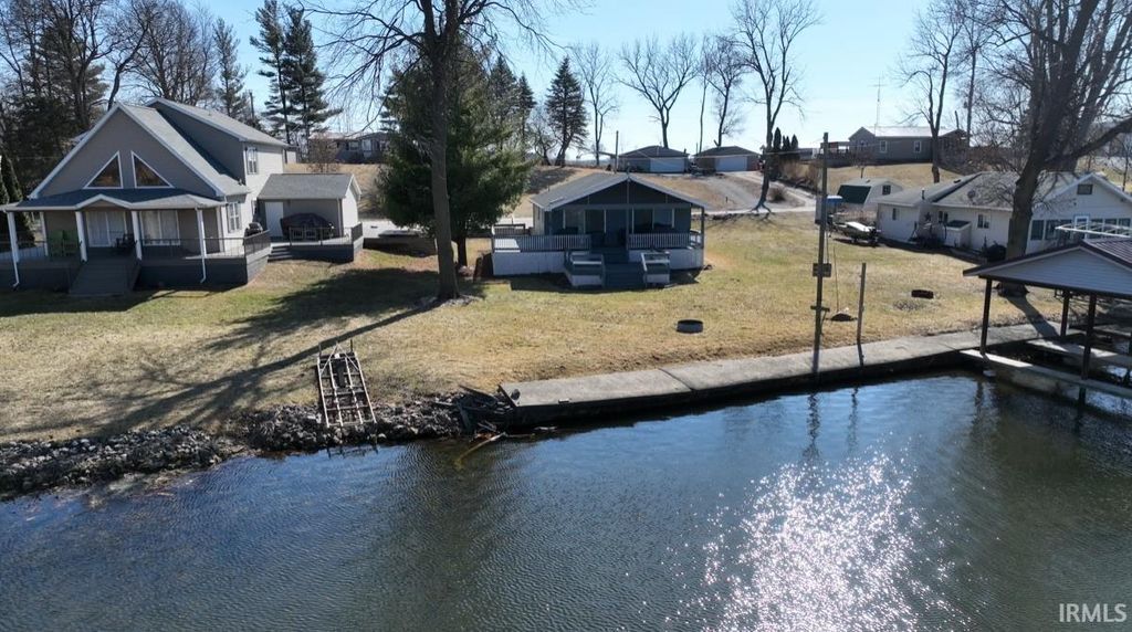 Photo of 5683 E Bass Center Road, Monticello, IN 47960 (MLS # 202606572)