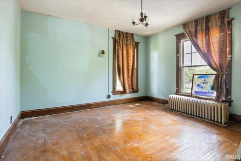 Tiny photo for 1303 North Street, Logansport, IN 46947 (MLS # 202532898)