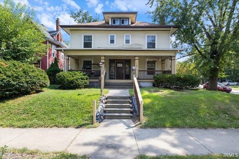 Photo of 1303 North Street, Logansport, IN 46947 (MLS # 202532898)