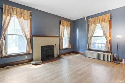 Tiny photo for 1303 North Street, Logansport, IN 46947 (MLS # 202532898)