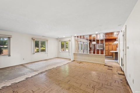 Tiny photo for 139 EMS T32 Lane, Leesburg, IN 46538 (MLS # 202631439)