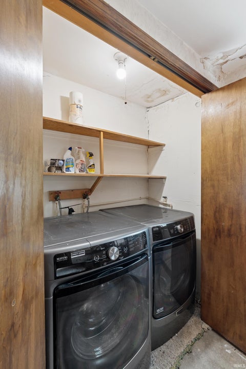 Tiny photo for 139 EMS T32 Lane, Leesburg, IN 46538 (MLS # 202631439)