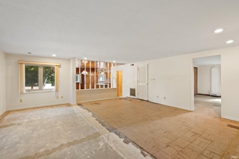 Tiny photo for 139 EMS T32 Lane, Leesburg, IN 46538 (MLS # 202631439)