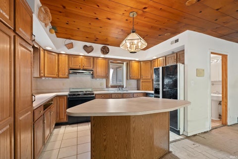 Tiny photo for 139 EMS T32 Lane, Leesburg, IN 46538 (MLS # 202631439)