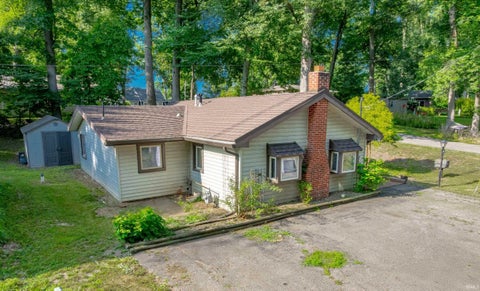 Tiny photo for 139 EMS T32 Lane, Leesburg, IN 46538 (MLS # 202631439)