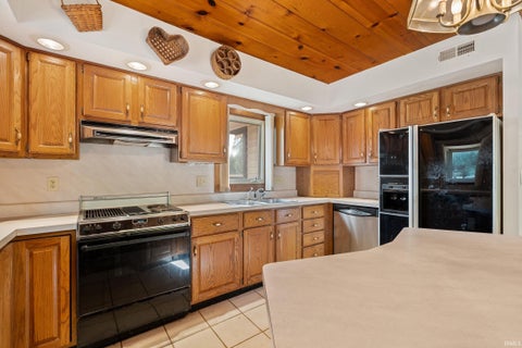 Tiny photo for 139 EMS T32 Lane, Leesburg, IN 46538 (MLS # 202631439)