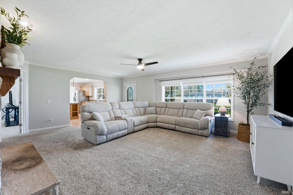 Photo of 11150 N Polyanna Pike, Cromwell, IN 46732 (MLS # 202613757)