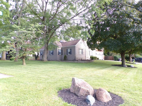 Tiny photo for 4801 Hartman Road, Fort Wayne, IN 46807 (MLS # 202637850)