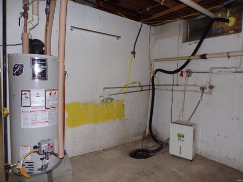 Tiny photo for 4801 Hartman Road, Fort Wayne, IN 46807 (MLS # 202637850)