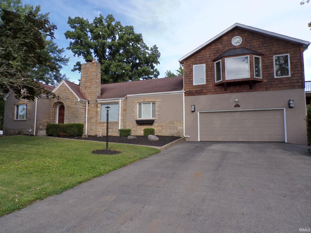 Photo of 4801 Hartman Road, Fort Wayne, IN 46807 (MLS # 202637850)
