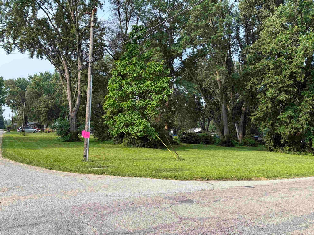 Photo of 25606 Modrell Avenue #2, Elkhart, IN 46514 (MLS # 202629046)