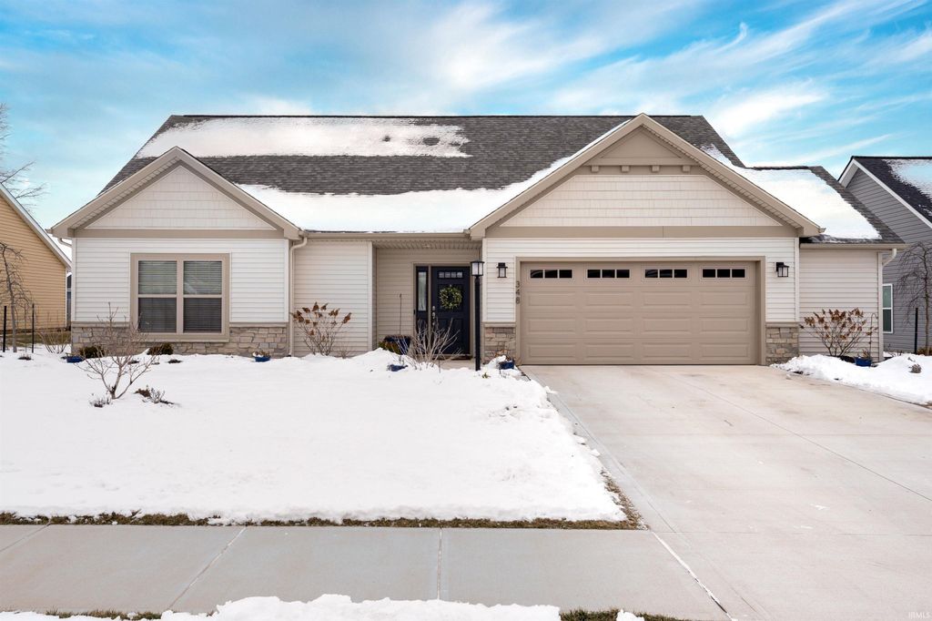 Photo of 348 Edenbridge Boulevard, Fort Wayne, IN 46845 (MLS # 202600435)