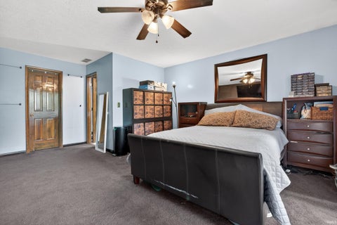 Tiny photo for 2803 E Locust Court, Kokomo, IN 46902 (MLS # 202624795)