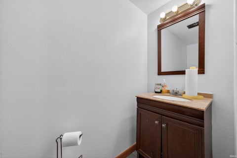 Tiny photo for 2803 E Locust Court, Kokomo, IN 46902 (MLS # 202624795)