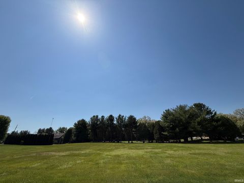 Tiny photo for 849 E Oak View Estates, Winamac, IN 46996 (MLS # 202616621)