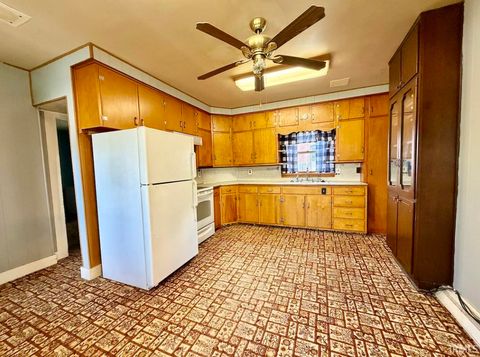 Tiny photo for 222 S Bluff Street, Monticello, IN 47960 (MLS # 202612732)