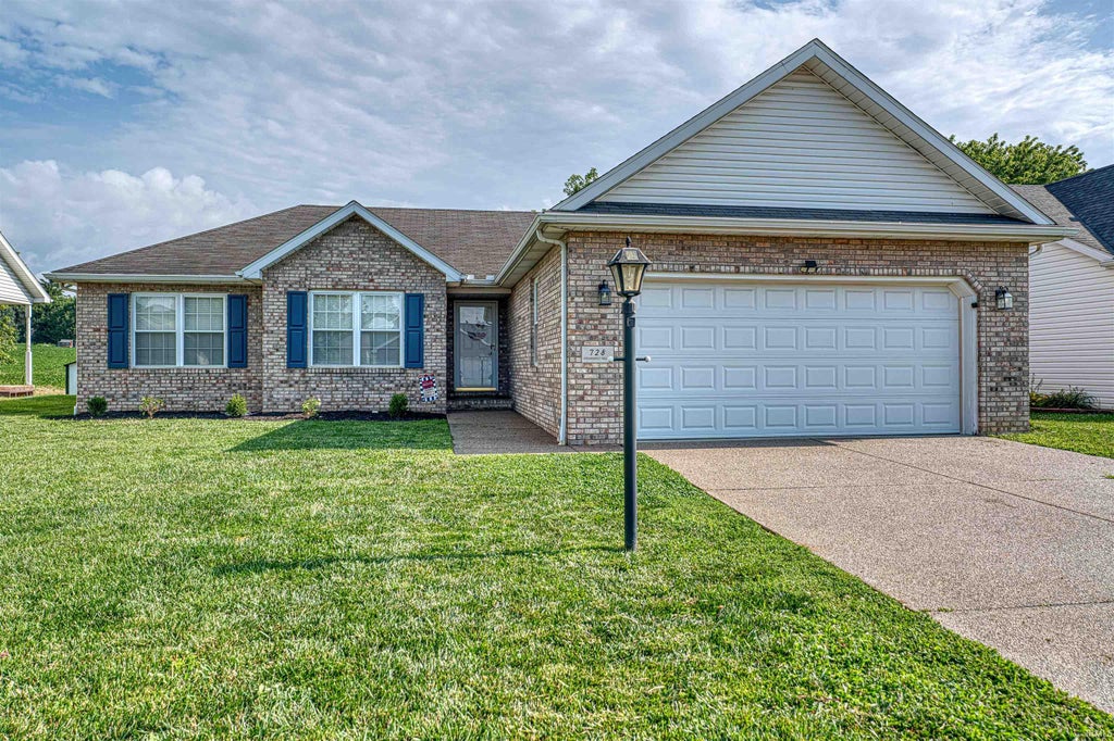 Photo of 728 Strawberry Hill Road, Evansville, IN 47711 (MLS # 202625346)