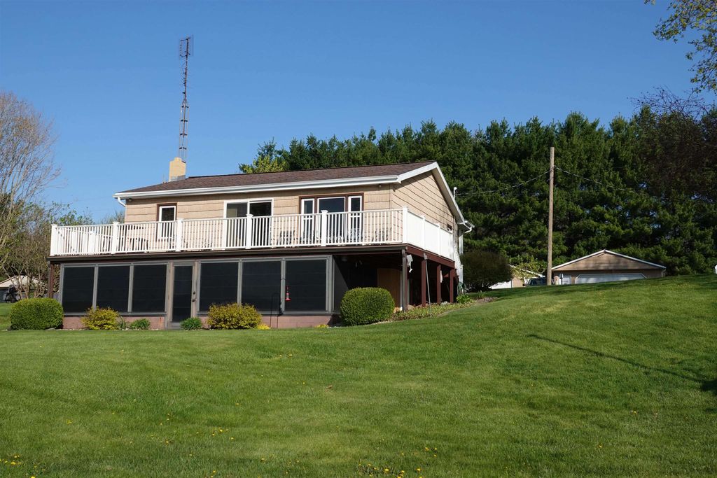 Photo of 1165 S 495 East, Lagrange, IN 46761 (MLS # 202616282)