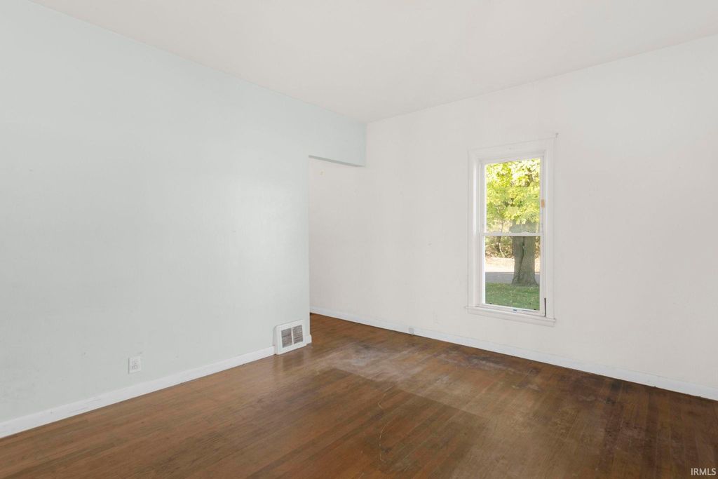 Photo of 2222 Delaware Street, South Bend, IN 46613 (MLS # 202544287)