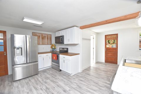 Tiny photo for 11921 W Breezy Point Drive, Monticello, IN 47960 (MLS # 202544153)