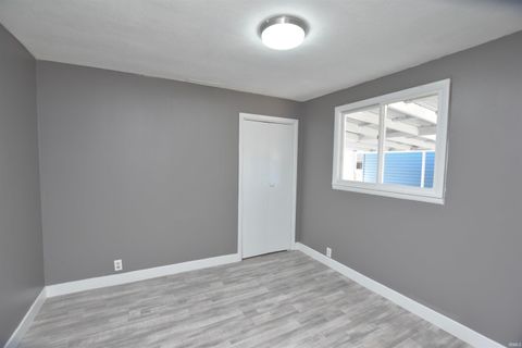 Tiny photo for 11921 W Breezy Point Drive, Monticello, IN 47960 (MLS # 202544153)