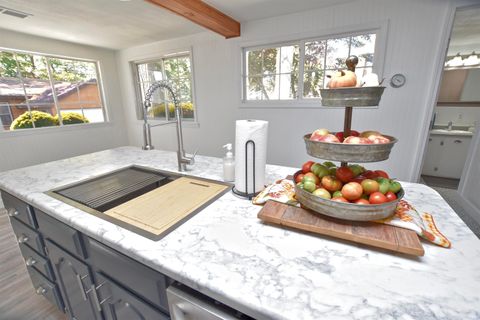 Tiny photo for 11921 W Breezy Point Drive, Monticello, IN 47960 (MLS # 202544153)