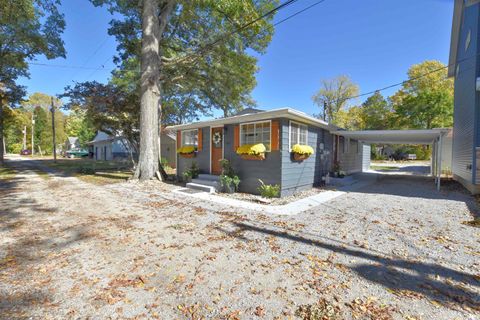 Tiny photo for 11921 W Breezy Point Drive, Monticello, IN 47960 (MLS # 202544153)