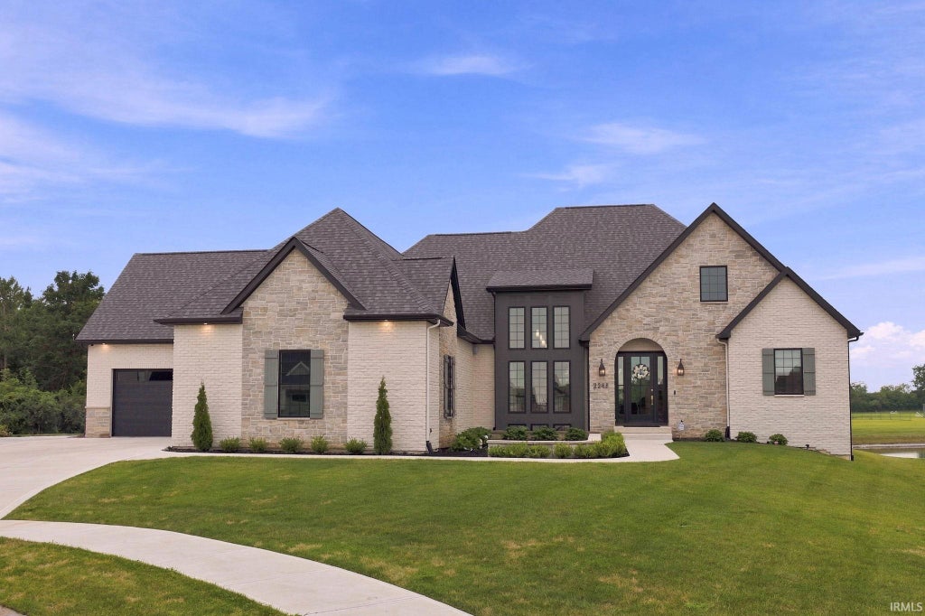 Photo of 2288 Banyan Hill Court, Fort Wayne, IN 46814 (MLS # 202633207)