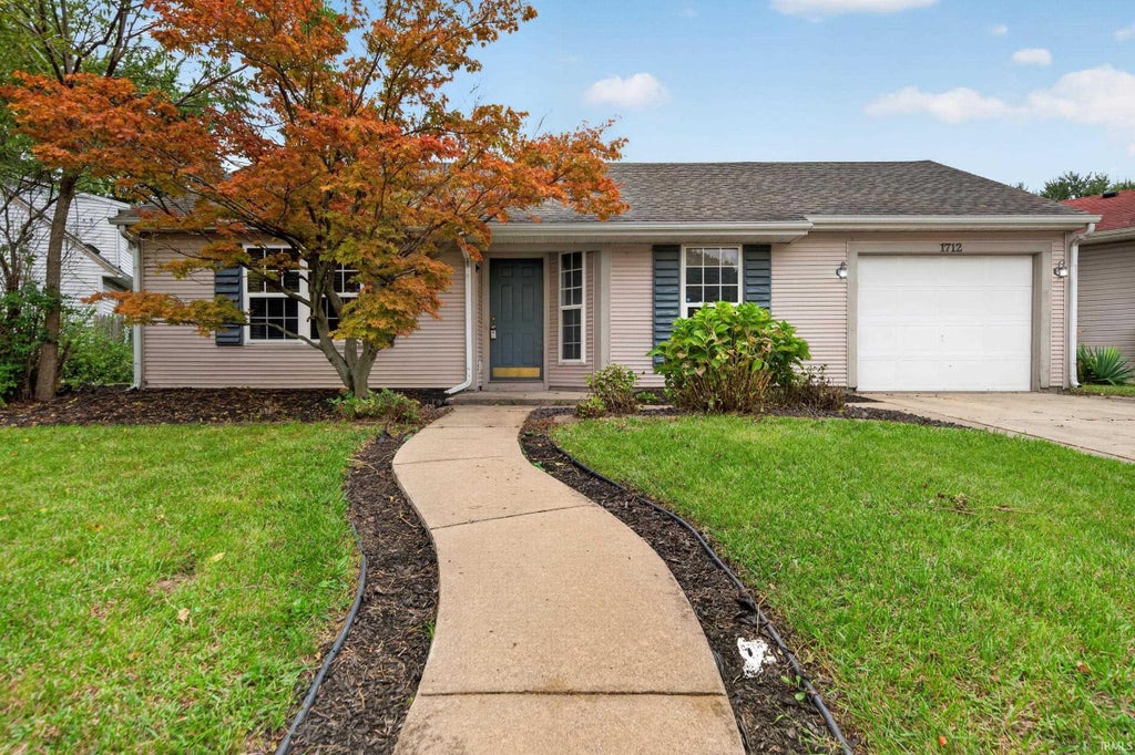 Photo of 1712 Teasdale Lane, Kokomo, IN 46902 (MLS # 202639843)