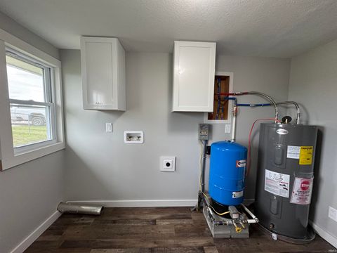 Tiny photo for 3006 S 150 E, Peru, IN 46970 (MLS # 202601209)